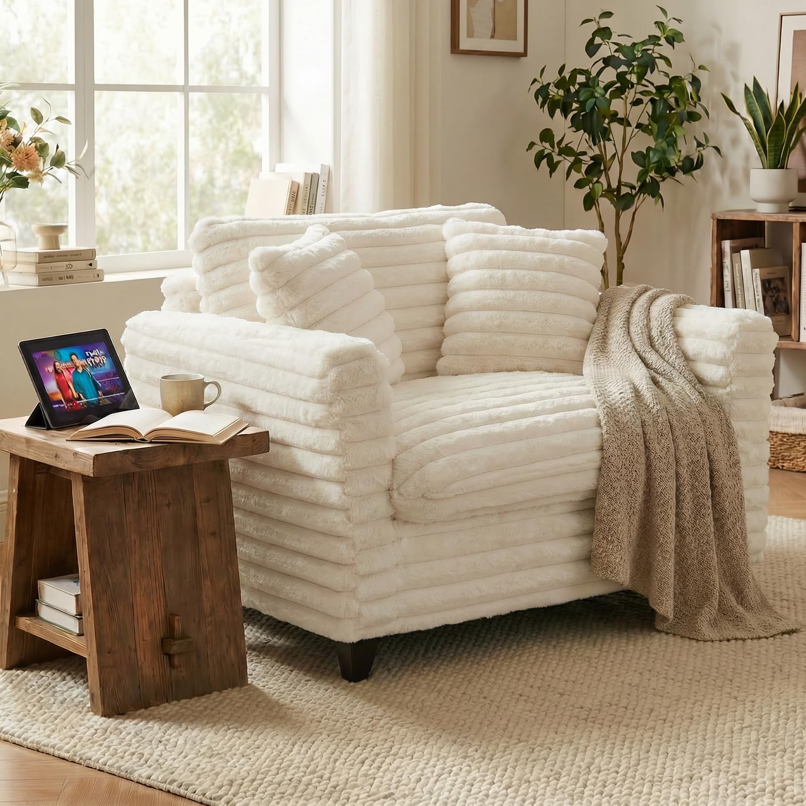 ERYE Cushion Armchair Armchair